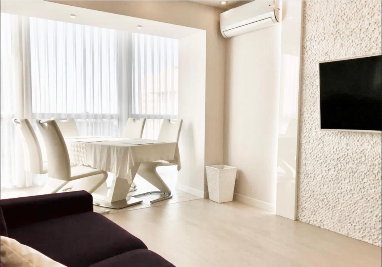 Lux Most City Area, Panoramic River View, New Tower Ντνιπροπετρόφσκ Εξωτερικό φωτογραφία